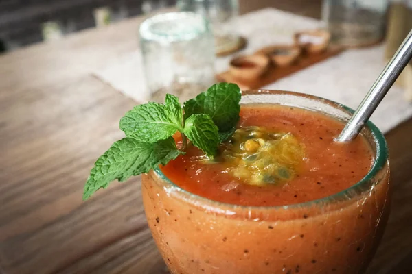 Papaya Smoothie Passion Fruit Glass Table Tropical Cafe — Stock Photo, Image