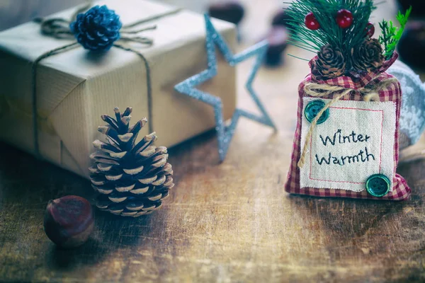 크리스마스 선물 상자 축제 장식 화 구성 — 스톡 사진