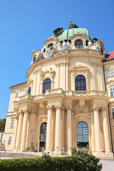 Mosteiro de Klosterneuburg é um mosteiro agostiniano do século XII — Fotografia de Stock