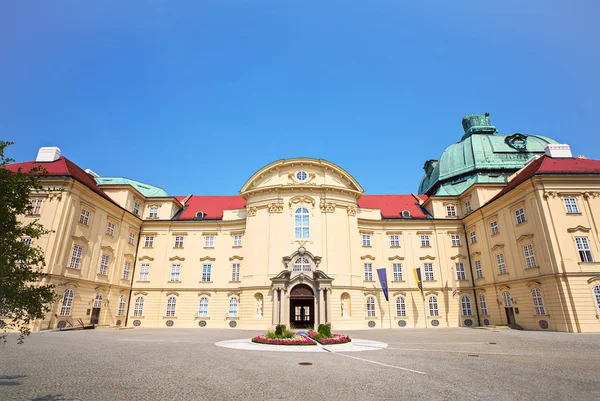 Mosteiro histórico de Klosterneuburg, Áustria — Fotografia de Stock