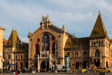 Büyük Pazar salon Budapeşte'sokak görünümü