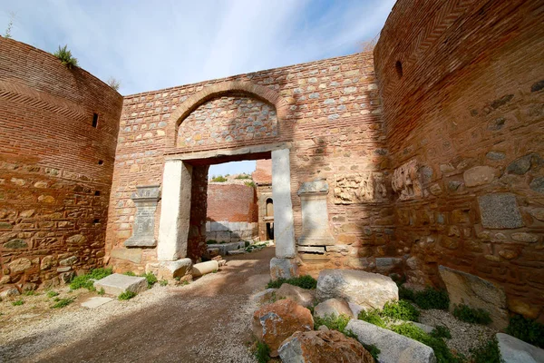 Portão de esquerda iznik — Fotografia de Stock