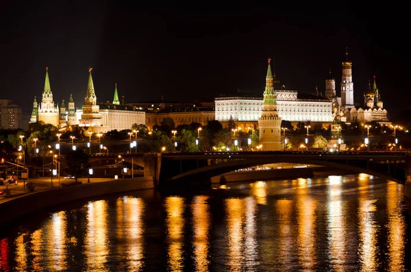 Kremlin gece