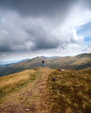Yüksek dağ çayırları turistlere
