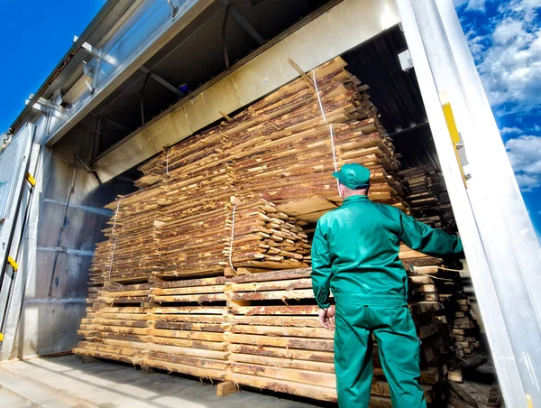 Kereste kurutma için yükleme