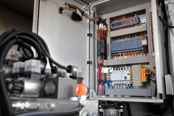 Denetim pompa montaj için dolap