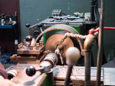 Mekanik Torna Torna elemanı