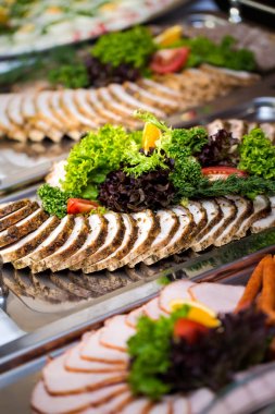 Etkili bir şekilde hizmet farklı sosis