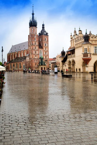 Krakows marknaden i regnet — Stockfoto