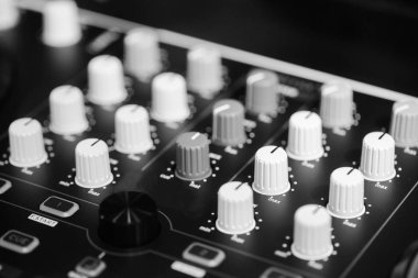 Konsol operatör ses