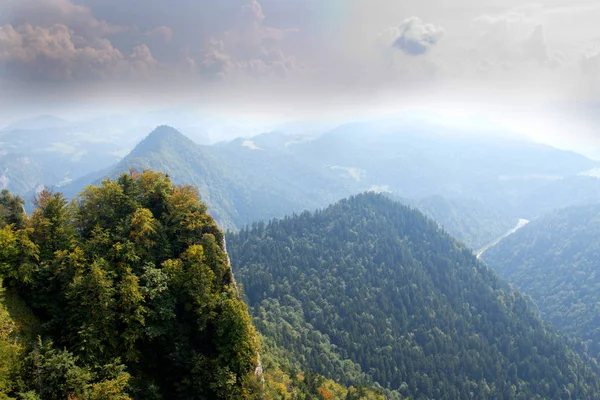 Poland - Mountain landscape Pieniny — Stock Photo, Image