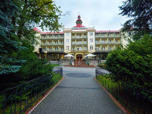 Tarihi maden suyu Pompa Odası ve spa Polanica Zdrj de