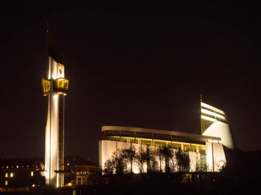 Geceleri İlahi rahmet Krakow Bazilikası