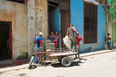 Havana sokaklarda iş