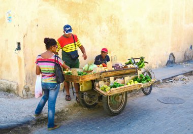 Havana'da sokak sebze satıcı