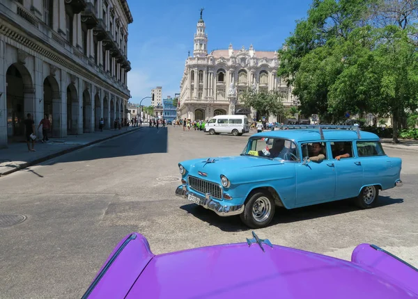 Cubaanse retro taxi — Stockfoto