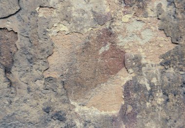  eski bir duvar çürüme ve abandonement, yoksulluk ve üzüntü bir atmosfer yontma çimento ve çatlaklar, grungy ve eski püskü, görünüyor