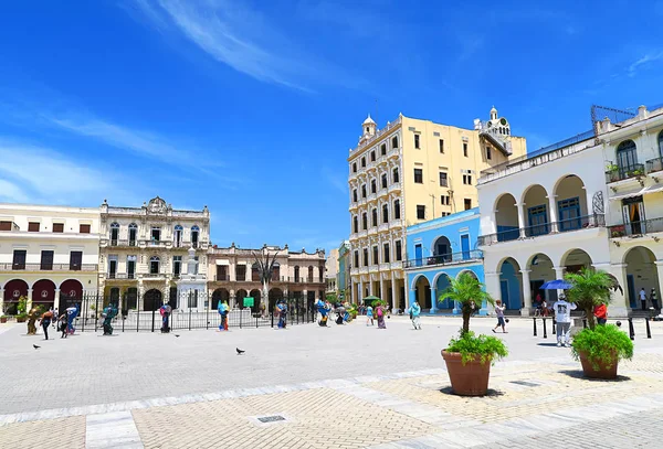 Красивая центральная площадь в Гаване — стоковое фото
