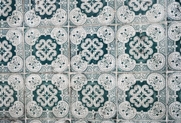 Красивые красочные португальские плитки украшения — стоковое фото