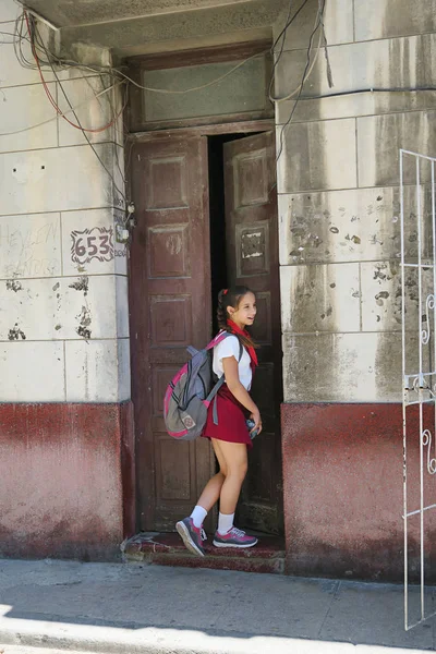 古巴年轻女孩的先锋 — 图库照片