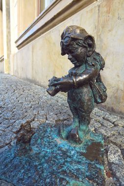 küçük bronz cüce fotoğrafçı Wroclaw