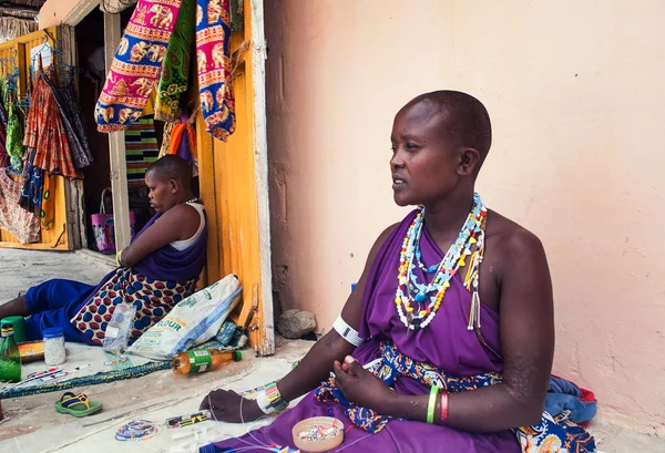 Hermosa masaai mujer — Foto de Stock