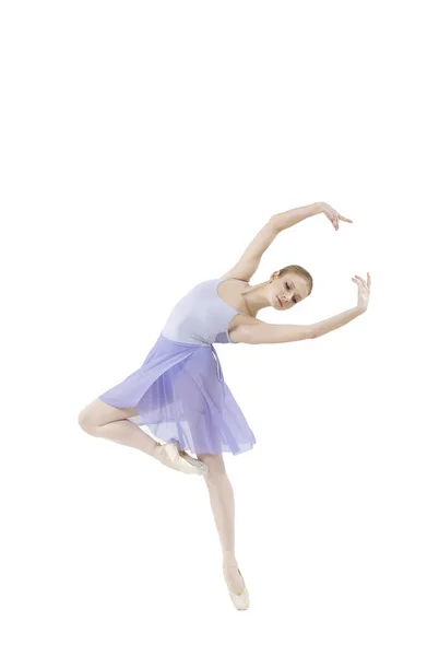 Balet provádí komplexní taneční prvky — Stock fotografie