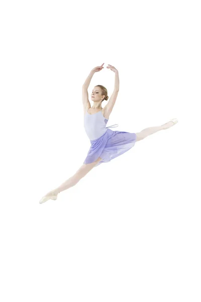 Ballet realiza complejos elementos de danza —  Fotos de Stock