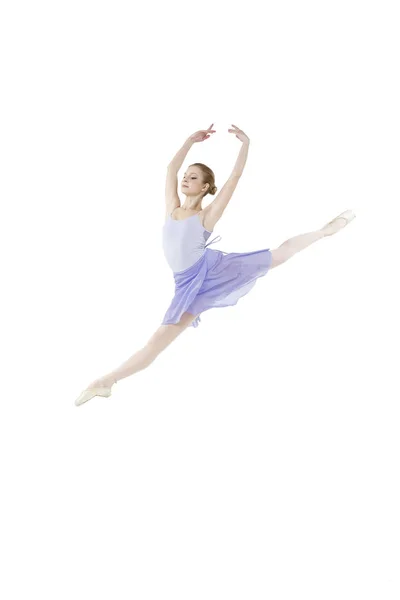 Ballet performs complex dance elements — Stock Photo, Image