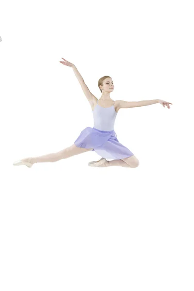 Ballet performs complex dance elements — Stock Photo, Image