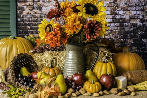 A Cornucópia de Ação de Graças — Fotografia de Stock