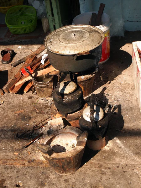 büyük pot açık yangın pişirme