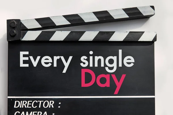 Hikaye film kayrak seviyorum 