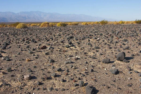 Καλιφόρνια, κοιλάδα του θανάτου στο εθνικό πάρκο, την έρημο πέτρα — Φωτογραφία Αρχείου