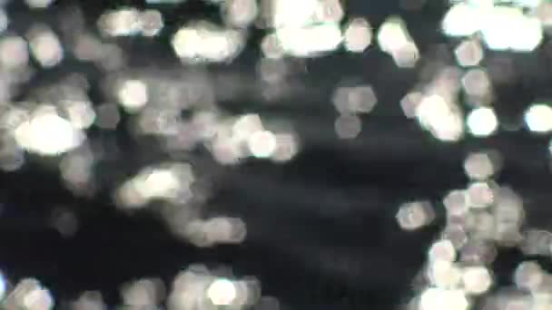 Bokeh Brilho Sol Refletido Partir Superfície Água Dia Ensolarado Verão — Vídeo de Stock