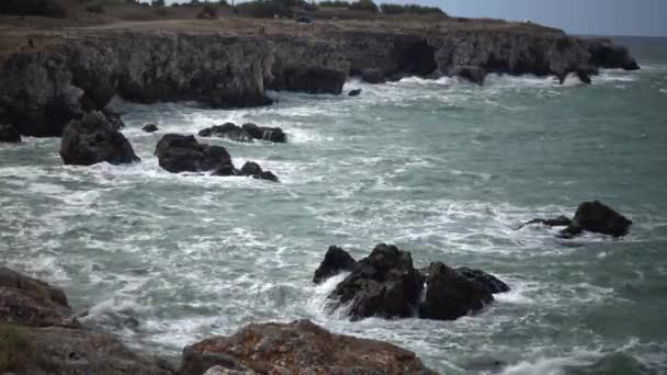 Storm Zee Zwarte Zee Stenen Kust Bulgarije Buurt Van Het — Stockvideo
