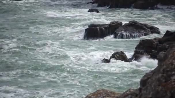 Tempête Sur Mer Dans Mer Noire Côte Pierre Bulgarie Près — Video