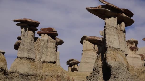 Formasi Batu Pasir Aneh Diciptakan Oleh Erosi Area Studi Wilderness — Stok Video
