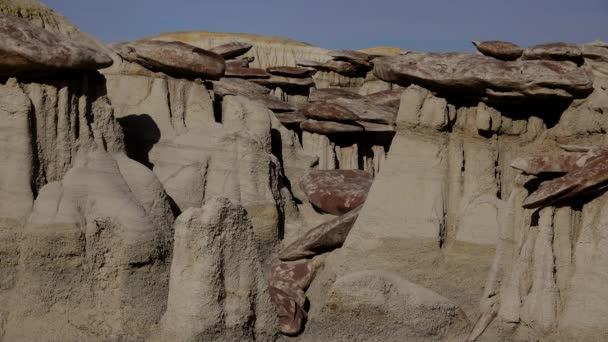 Βραχώδεις Σχηματισμοί Στο Shi Sle Pah Wash Wilderness Study Area — Αρχείο Βίντεο