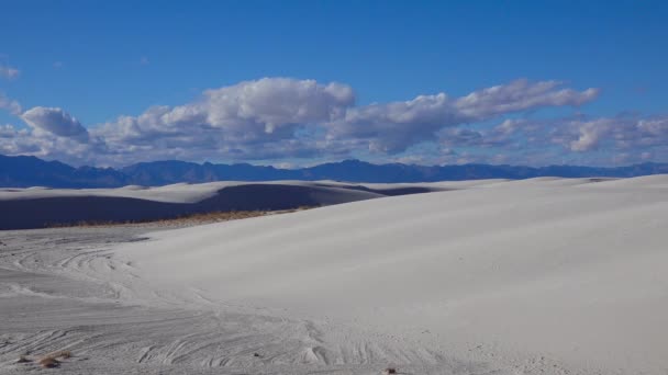 Olas Sobre Arena Blanca Yeso Monumento Nacional Las Arenas Blancas — Vídeo de stock