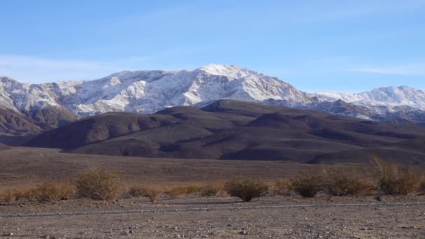 Sierra Nevada Bergen Snow Death Valley National Park — Stockvideo