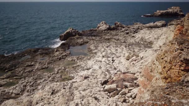 Mar Negro Costa Pedra Bulgária Perto Aldeia Tyulenovo — Vídeo de Stock