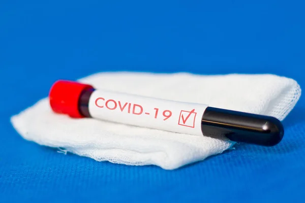 Blood Test Tube Gauze Analysis Coronavirus Inscription Covid — Stock Photo, Image