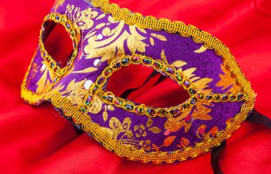 Maske Menekşe fotoğraf