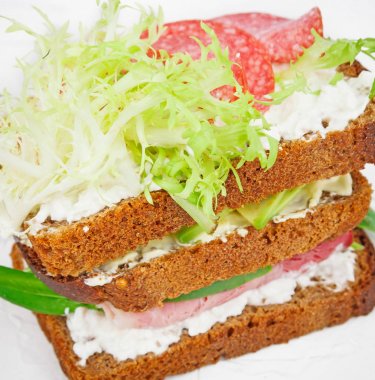 Çok katmanlı smorrebrod