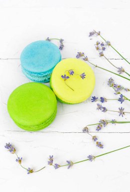 Lavanta ile macaroons