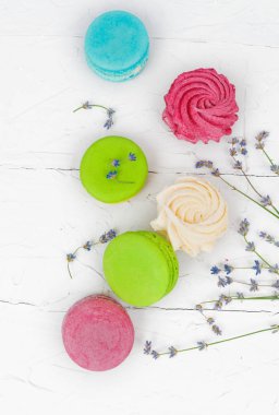 Lavanta ile macaroons