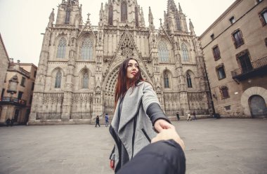 Aşık çift Katedrali Holy Cross ve Aziz Eulalia ellerimi.