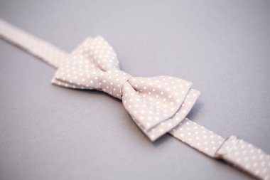 Şık papyon yumuşak kumaş şerit. Klasik damat aksesuarları. Erkekler şık vintage kümesi. Erkek dekorasyon çift için. Adam için takı. Damat sabah. Resmi elbise için aksesuar. Zerafet ve moda erkekler için sembolü. Erkek casual. 