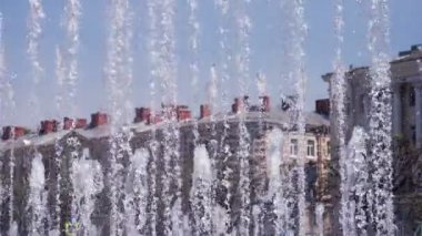 Kasaba meydanındaki çeşme